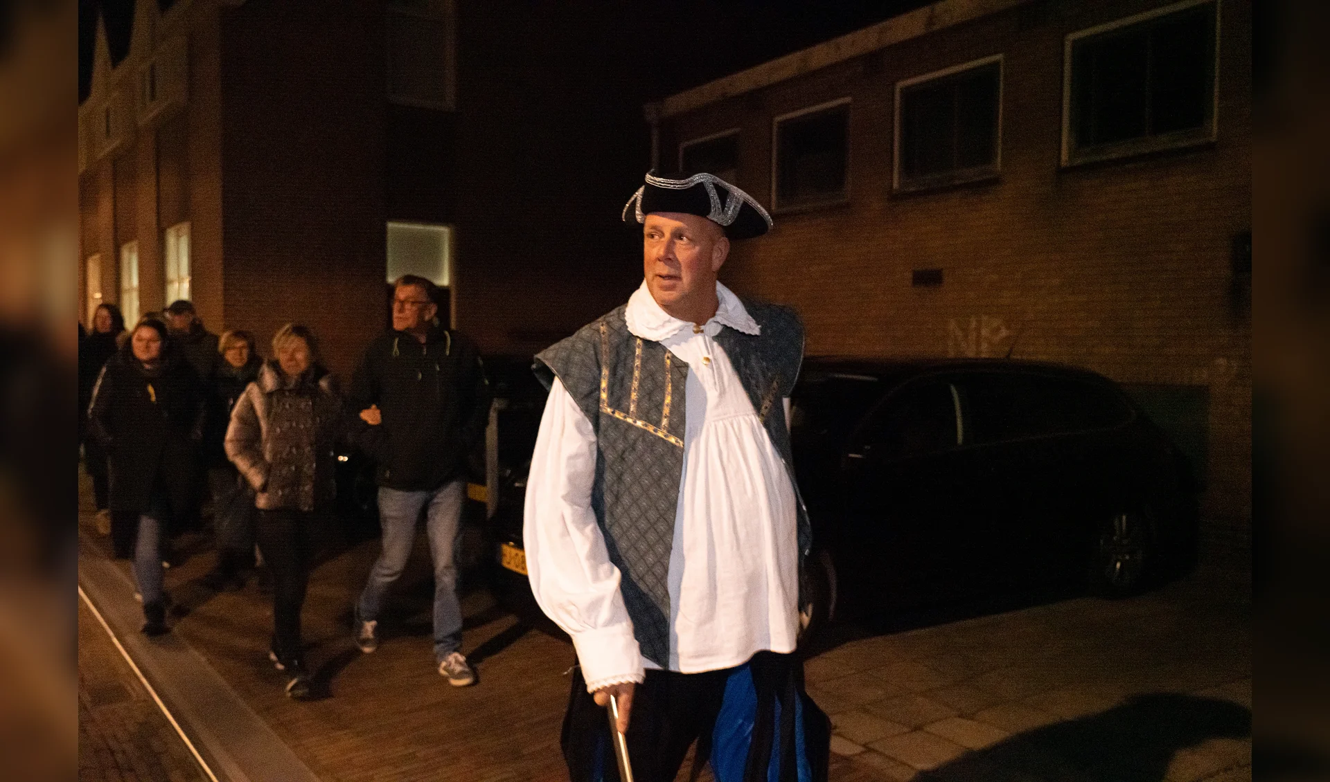 Eerste voorstelling van wandelend theaterstuk door Kerntheater Vijfheerenlanden